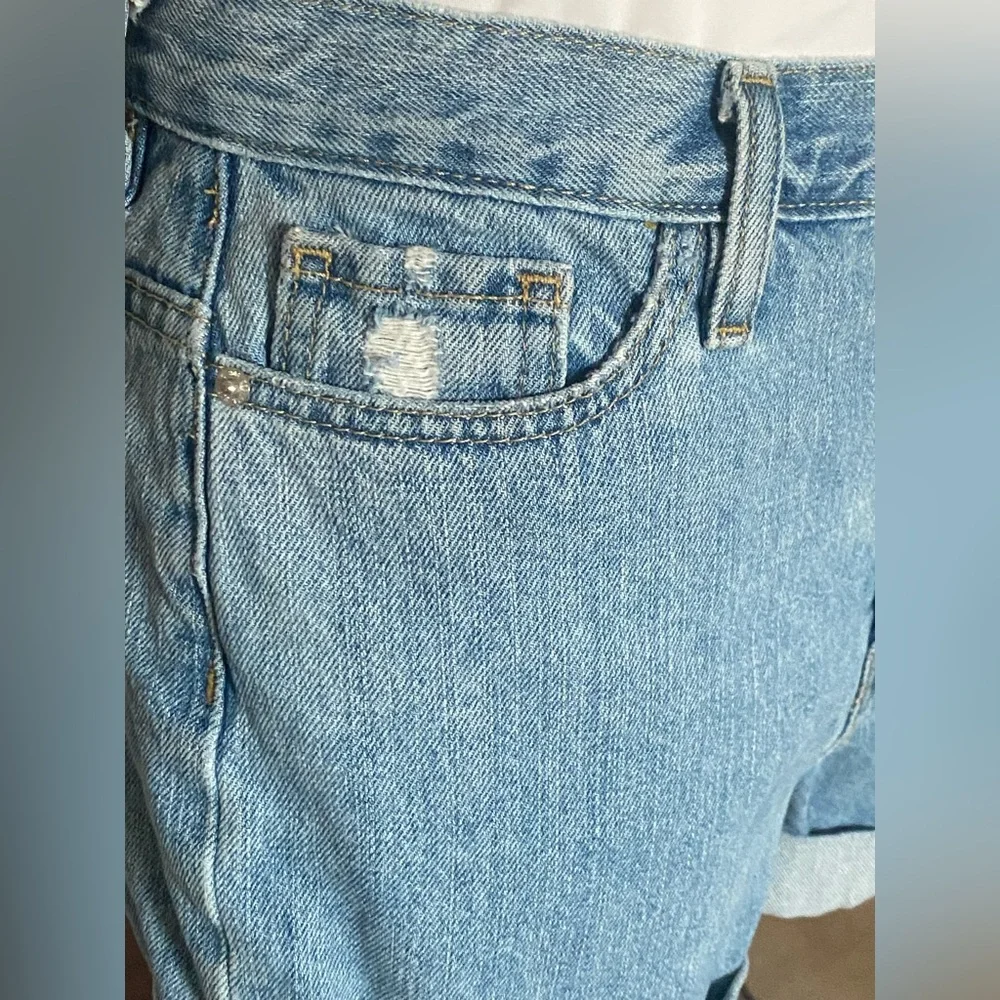 BDG Light Blue Jean Shorts size‎ 25